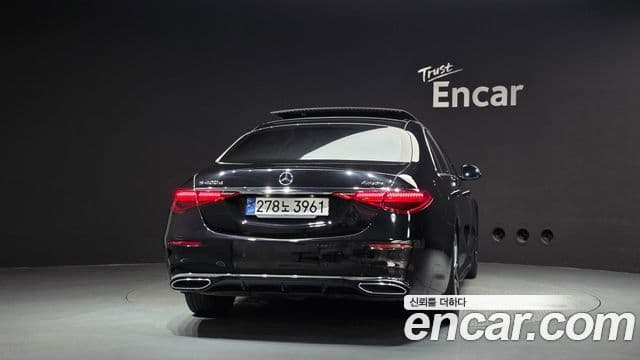 Mercedes-Benz S-Class 2022 — Photo 21/38