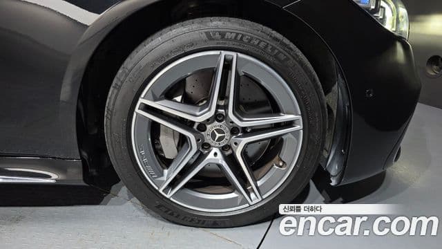 Mercedes-Benz S-Class 2022 — Photo 30/38