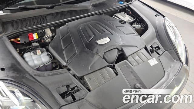 Porsche Cayenne 2021 — Şəkil 7/20
