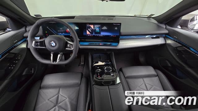BMW 5 Series 2025 — Photo 4/20