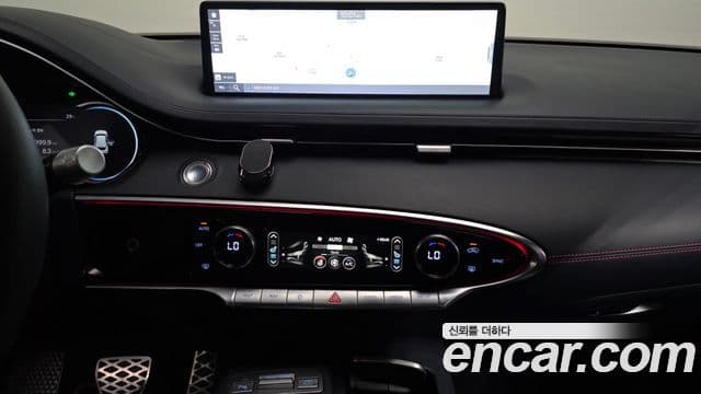 Genesis GV70 2021 — Photo 20/20
