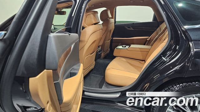Genesis G80 2023 — Şəkil 11/31