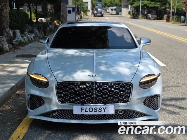 Bentley Continental GT 2026 — Şəkil 11/20