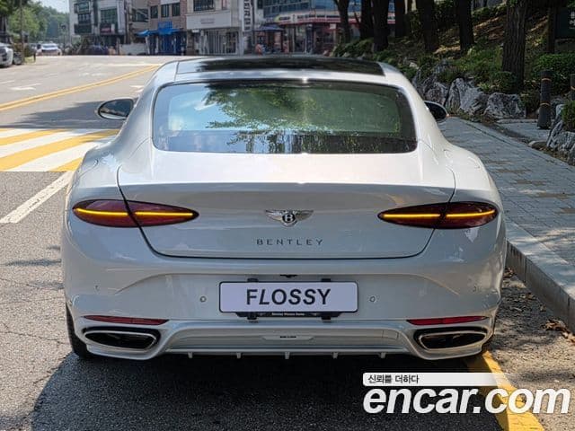 Bentley Continental GT 2026 — Şəkil 17/20