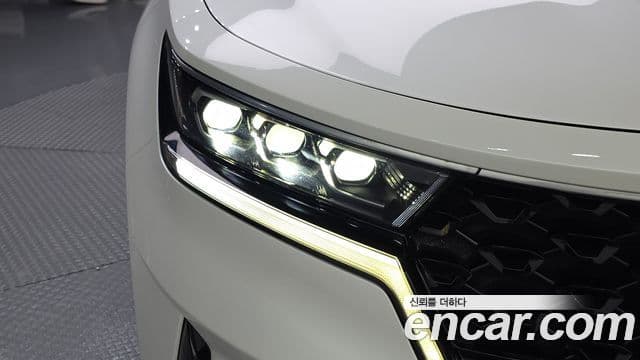 Kia Sorento 2022 — Şəkil 27/34