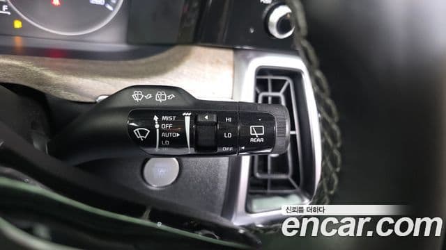 Kia Sorento 2022 — Şəkil 33/34