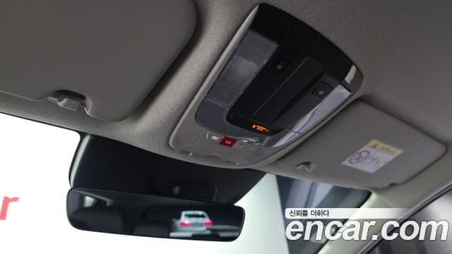 Kia Niro 2025 — Фото 18/20