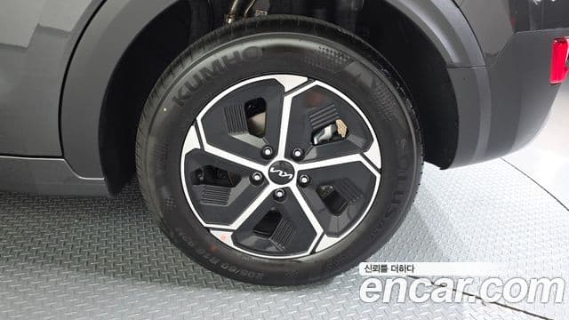 Kia Niro 2025 — Photo 4/33