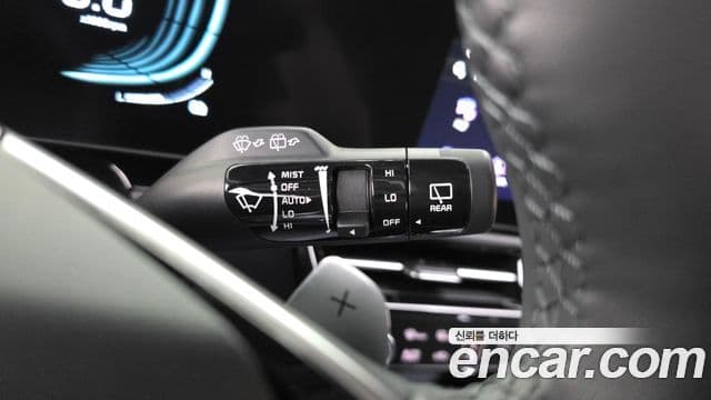 Kia Niro 2025 — Photo 9/33