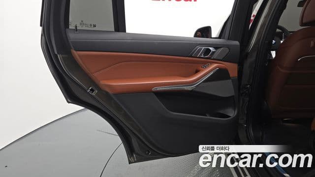 BMW X7 2026 — Photo 35/36