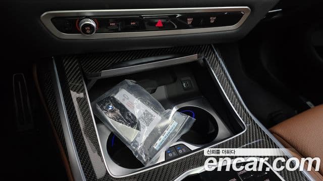 BMW X7 2026 — Photo 22/36