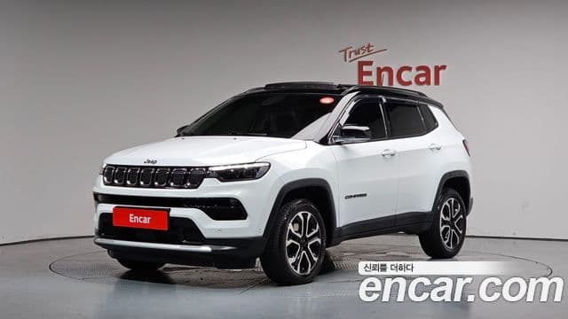 Jeep Compass 2022 — ფოტო 4/34