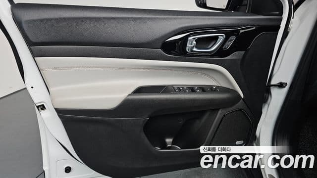 Jeep Compass 2022 — ფოტო 8/34
