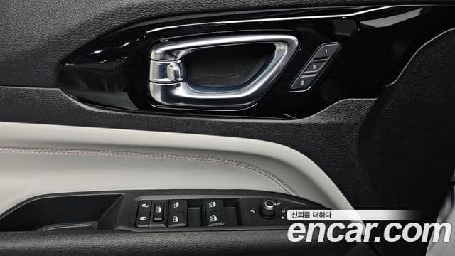 Jeep Compass 2022 — ფოტო 32/34