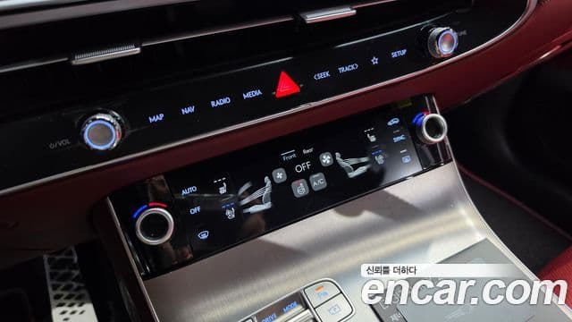 Genesis GV70 2024 — Photo 11/30