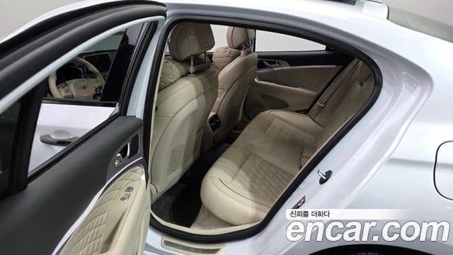 Genesis G70 2018 — Şəkil 11/20