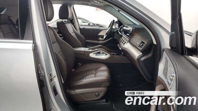 Mercedes-Benz GLE-Class 2021 — ფოტო 15/36