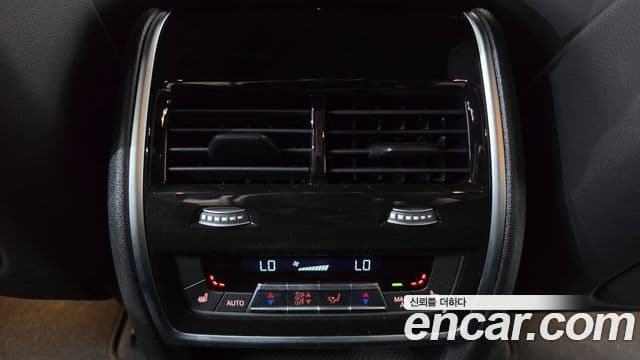 BMW X5 2025 — Photo 28/38