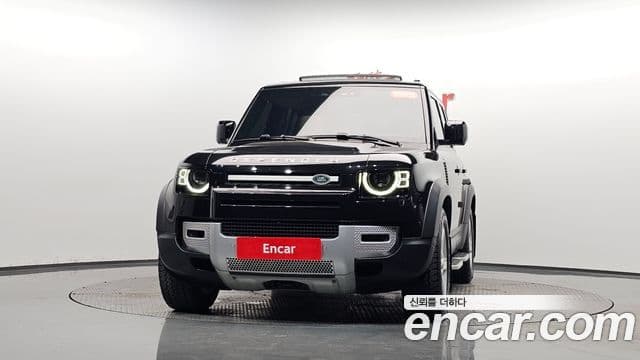 Land Rover Defender 2020 — ფოტო 21/33
