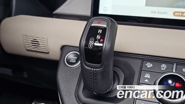 Land Rover Defender 2020 — ფოტო 22/33