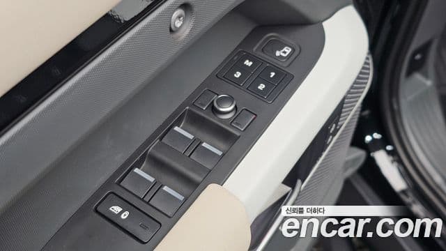 Land Rover Defender 2020 — ფოტო 23/33