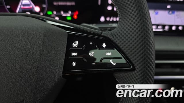 Audi Q5 2025 — Photo 34/35