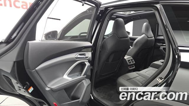 Audi Q5 2025 — Photo 19/35