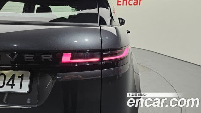 Land Rover Range Rover Evoque 2026 — Photo 15/20