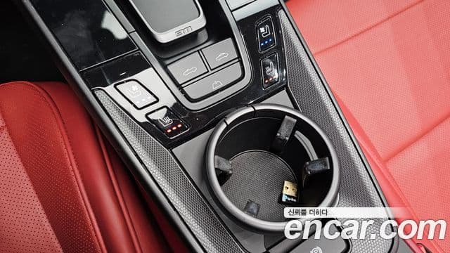 Porsche 911 2021 — Photo 7/32