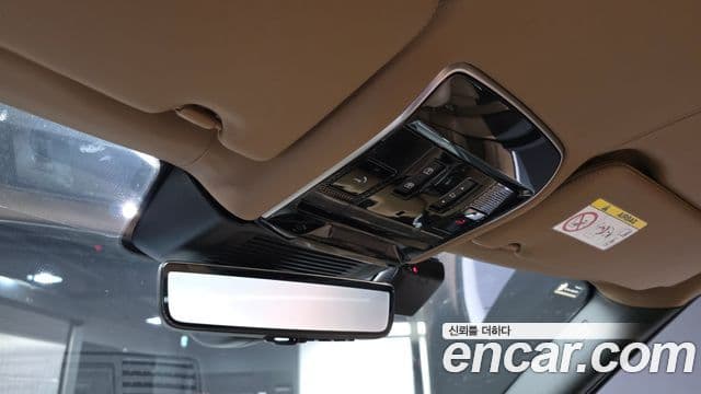 Land Rover Range Rover 2022 — ფოტო 22/40