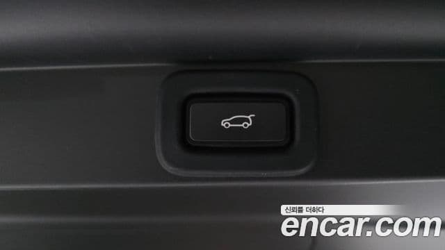 Land Rover Range Rover 2022 — ფოტო 36/40
