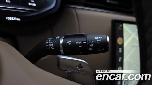 Land Rover Range Rover 2022 — ფოტო 24/40