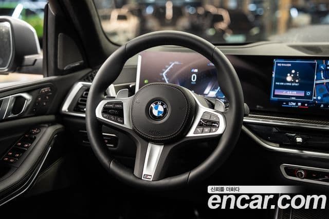 BMW X7 2026 — Photo 5/10