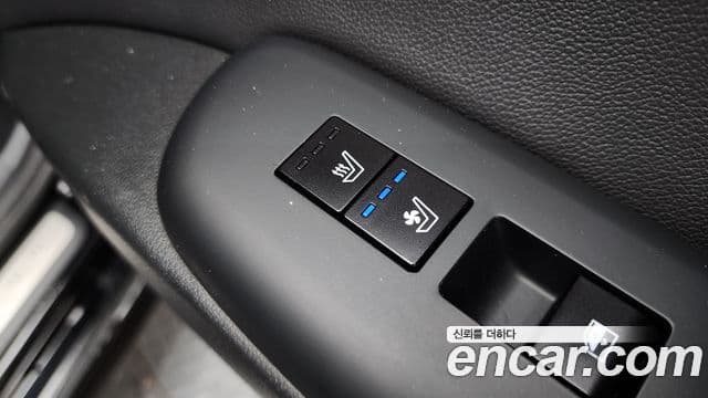 Hyundai Grandeur Hybrid 2023 — Şəkil 21/37