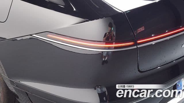 Hyundai Grandeur Hybrid 2023 — Şəkil 8/37