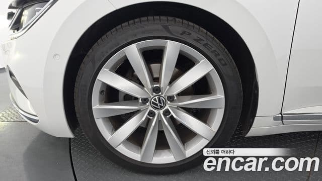 Volkswagen Arteon 2023 — Photo 4/36