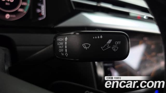 Volkswagen Arteon 2023 — Photo 29/36