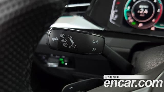 Volkswagen Arteon 2023 — Photo 5/36