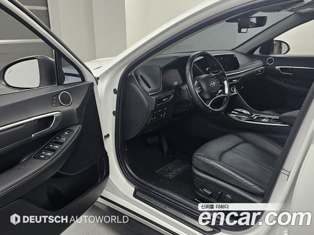 Hyundai Sonata Hybrid 2022 — ფოტო 15/20
