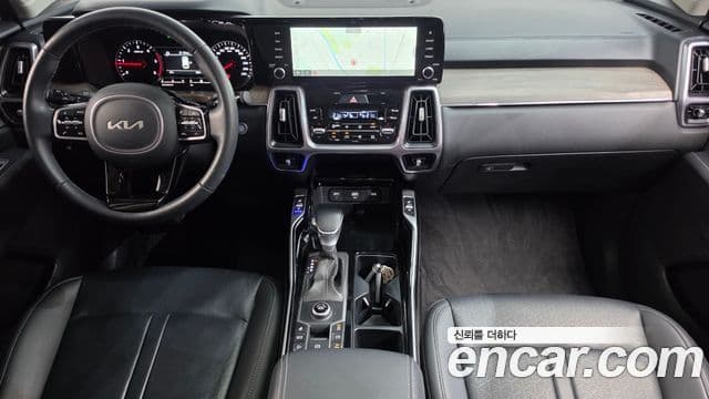 Kia Sorento 2023 — Фото 7/20