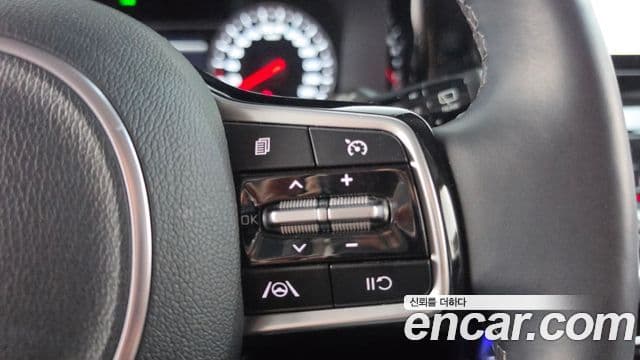 Kia Sorento 2023 — Фото 16/20