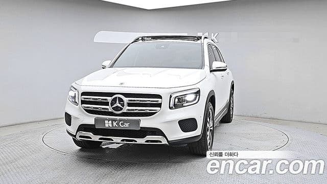 Mercedes-Benz GLB-Class 2021 — Photo 4/20