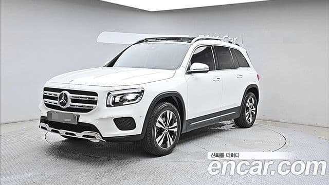 Mercedes-Benz GLB-Class 2021 — Photo 7/20