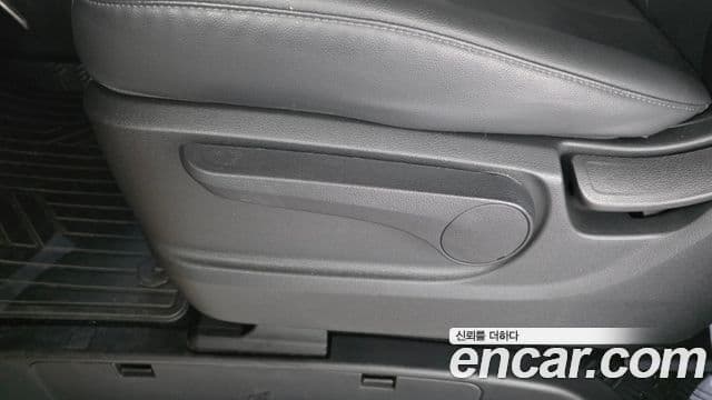 Hyundai Staria 2021 — Photo 14/34
