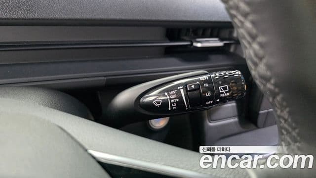 Hyundai Staria 2021 — Photo 27/34