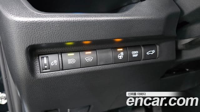 Toyota RAV4 2025 — Фото 13/20