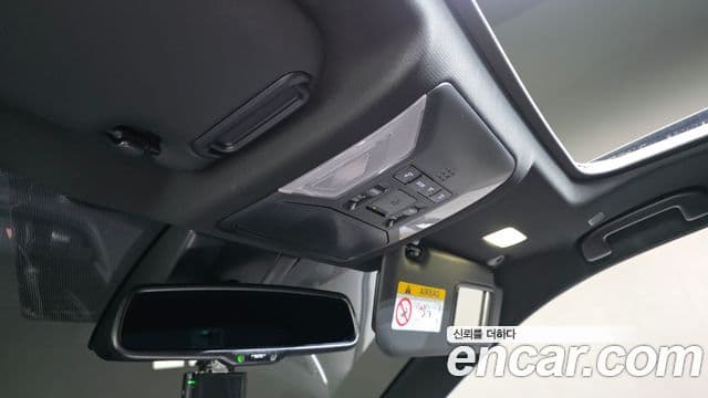 Toyota RAV4 2025 — Photo 16/32