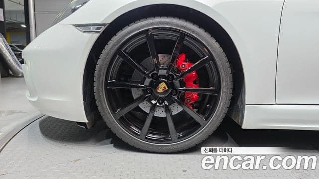 Porsche 718 Boxster 2020 — Photo 26/30