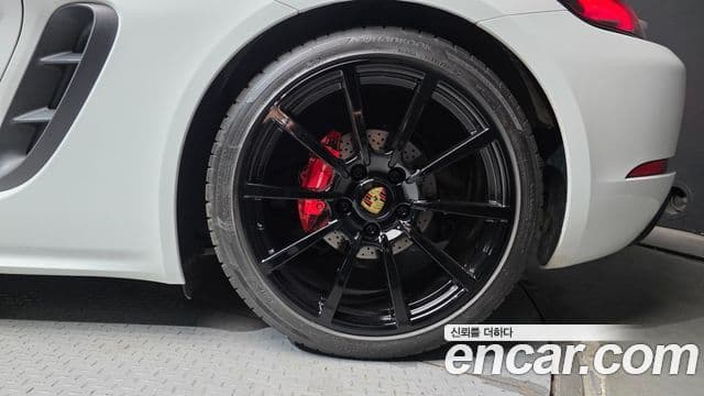 Porsche 718 Boxster 2020 — Photo 23/30