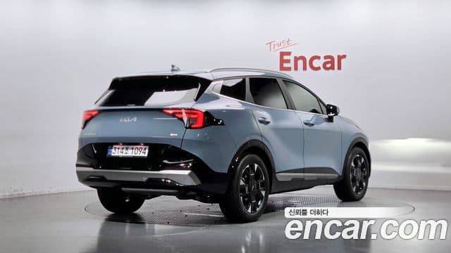 Kia Sportage 2025 — Фото 1/20